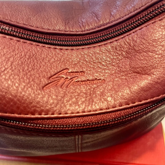 OXBLOOD / BURGUNDY GENUINE LEATHER - VINTAGE CROSSBODY PURSE - Picture 3 of 10